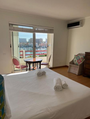 Penthouse Triplex Marina T2 by HsR Vilamarina